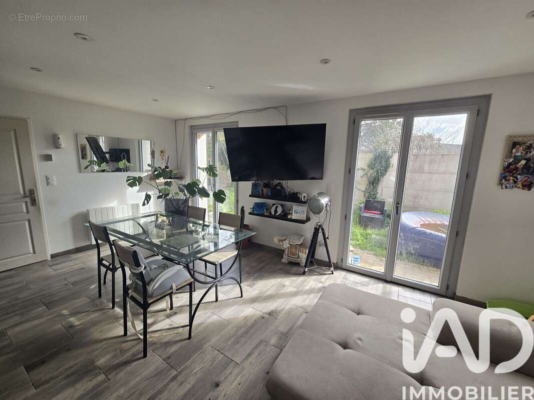 Photo 4 - Maison à YZEURE