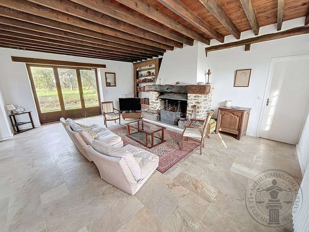 Maison à DOURDAN