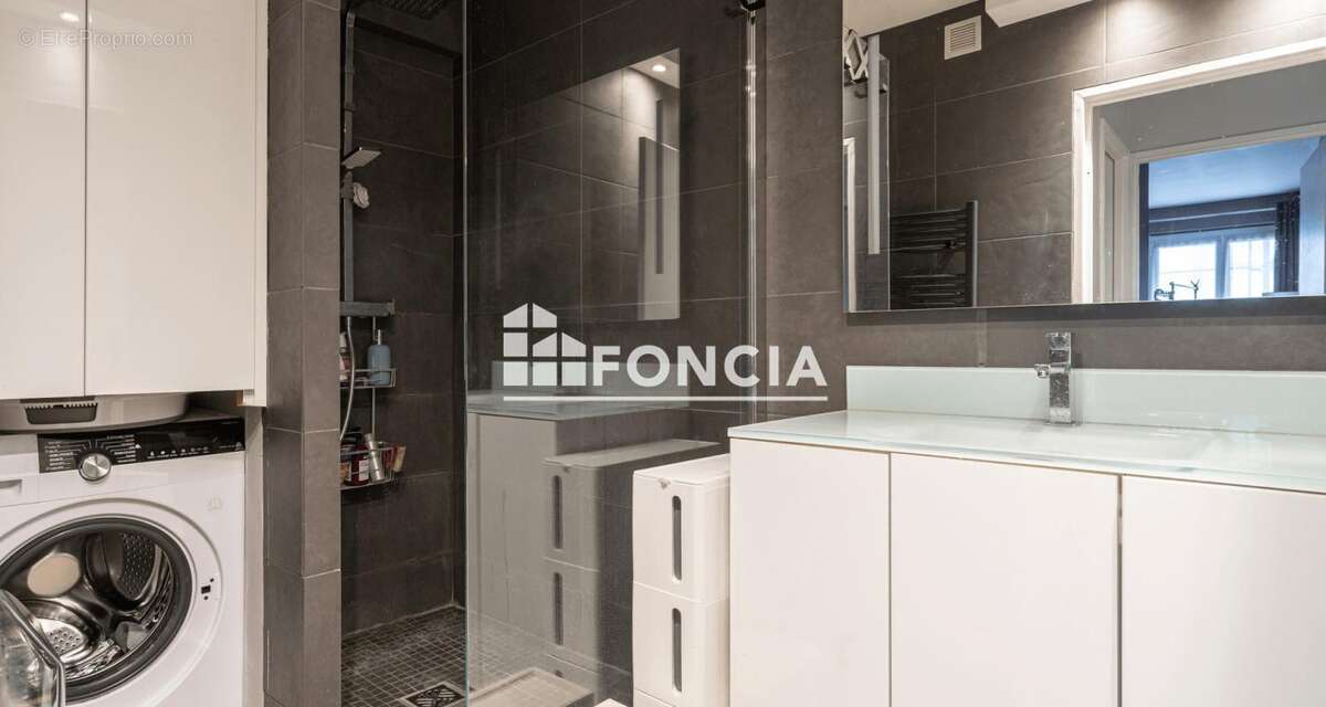 Appartement à PARIS-12E