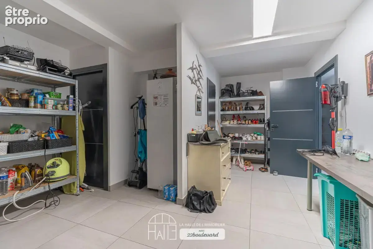 Maison 250 m² à Le Vigen  - photo 17