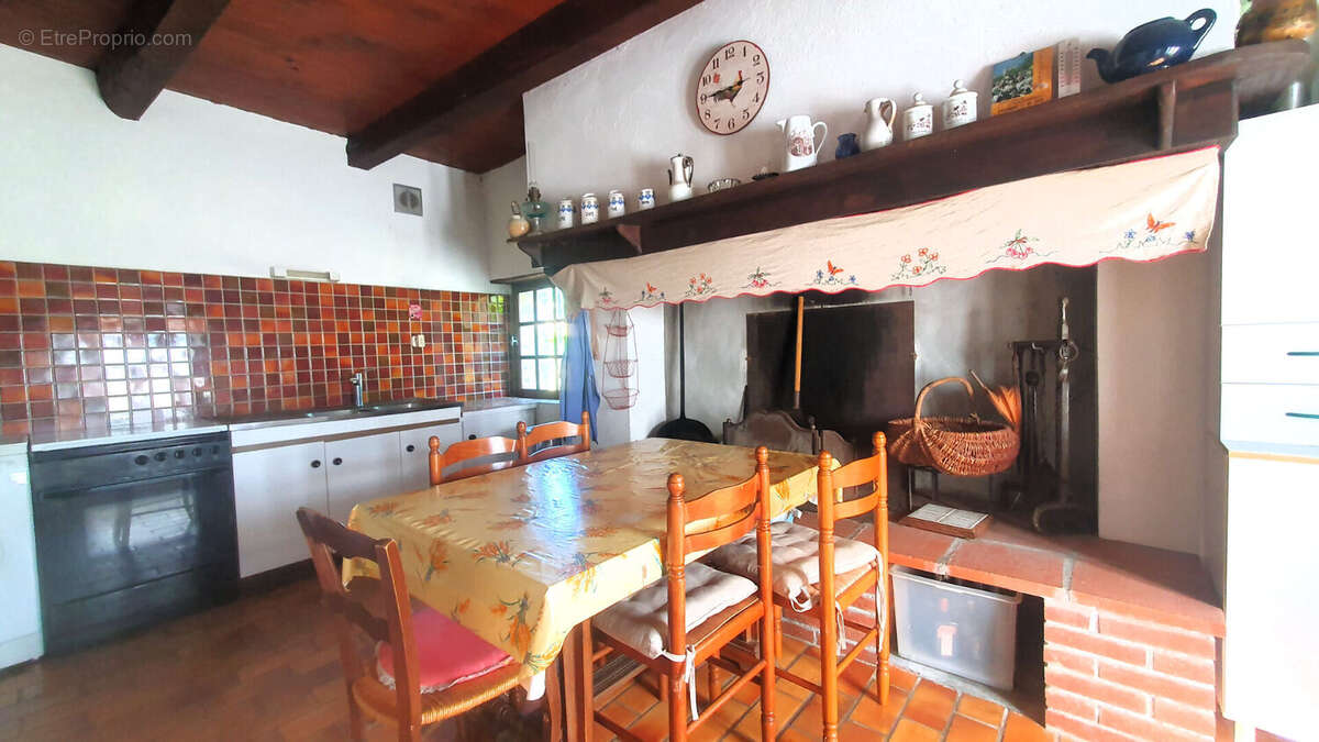 Maison en pierre avec jardin Calme, charme et beau potentiel d'aménagement - photo 11