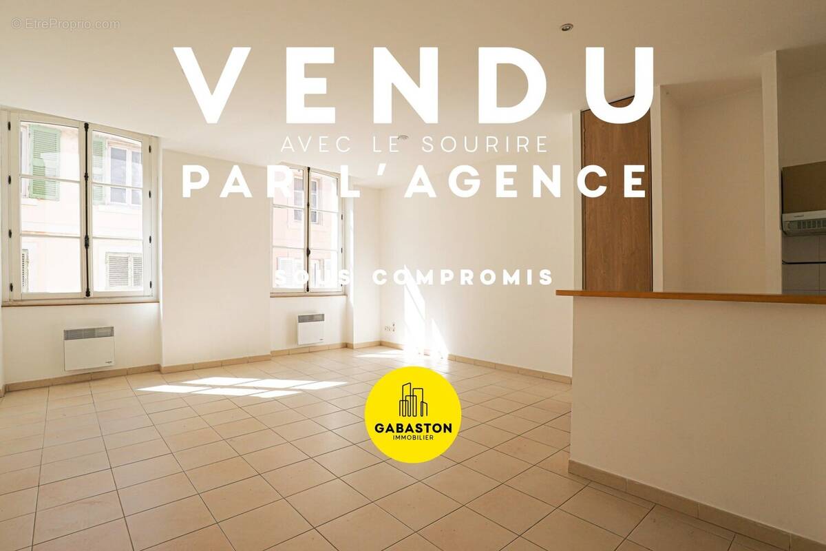 Appartement à MARSEILLE-1E