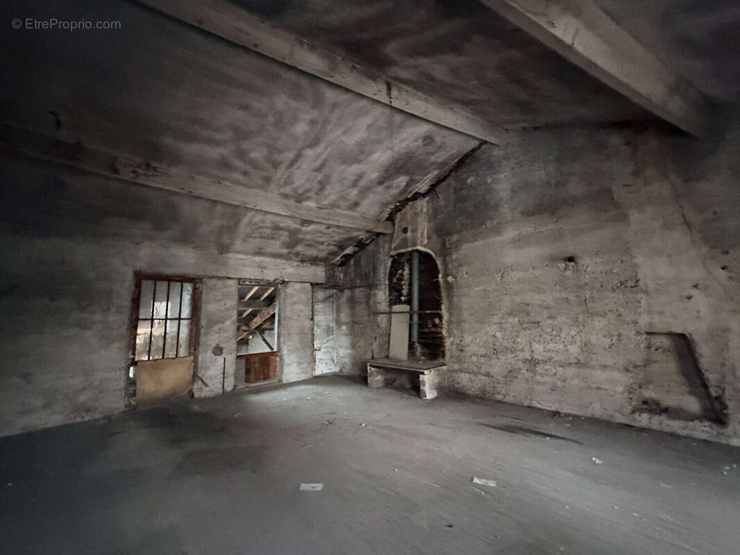 Appartement à BOURG-LES-VALENCE