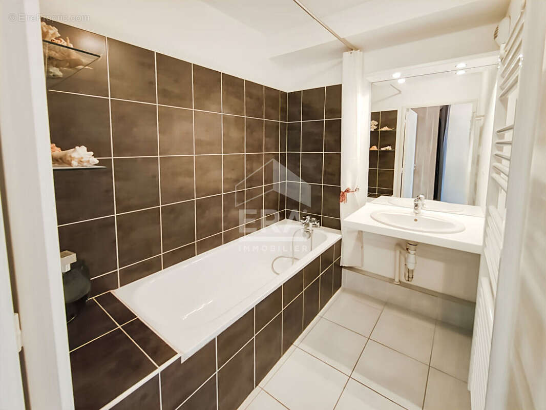 Appartement à SEPTEMES-LES-VALLONS