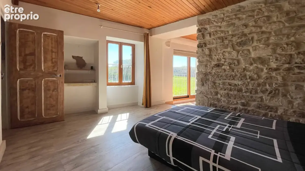 À 10 min d’Uzès, maison de village à réinventer avec terrasse panoramique - photo 11