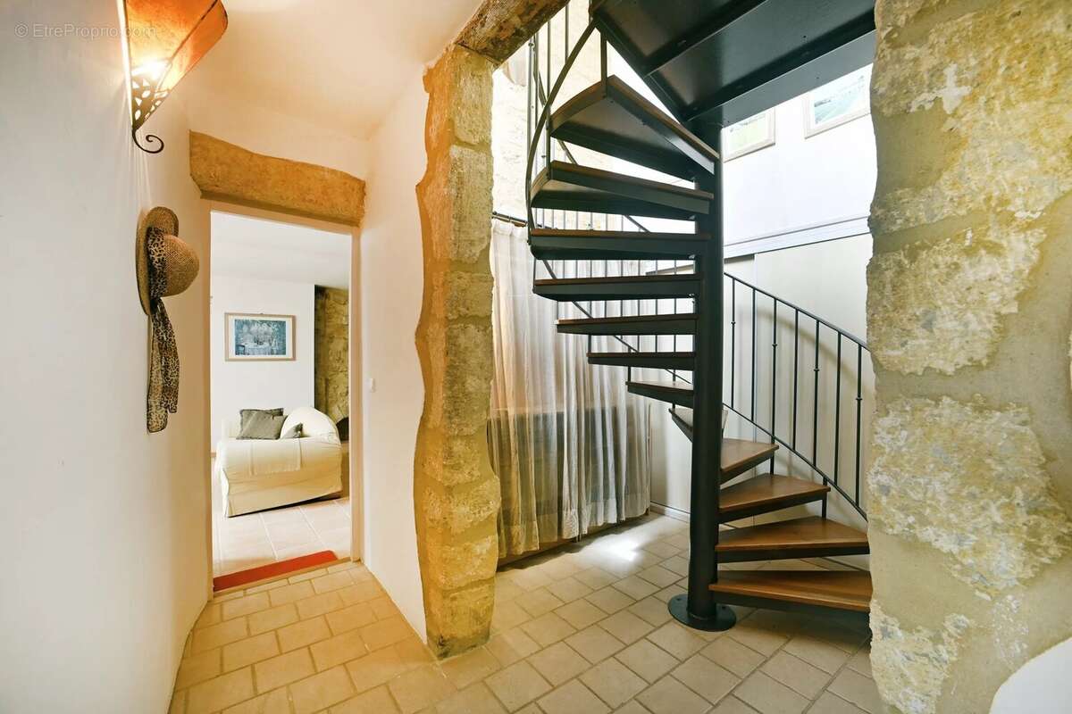 Maison à UZES