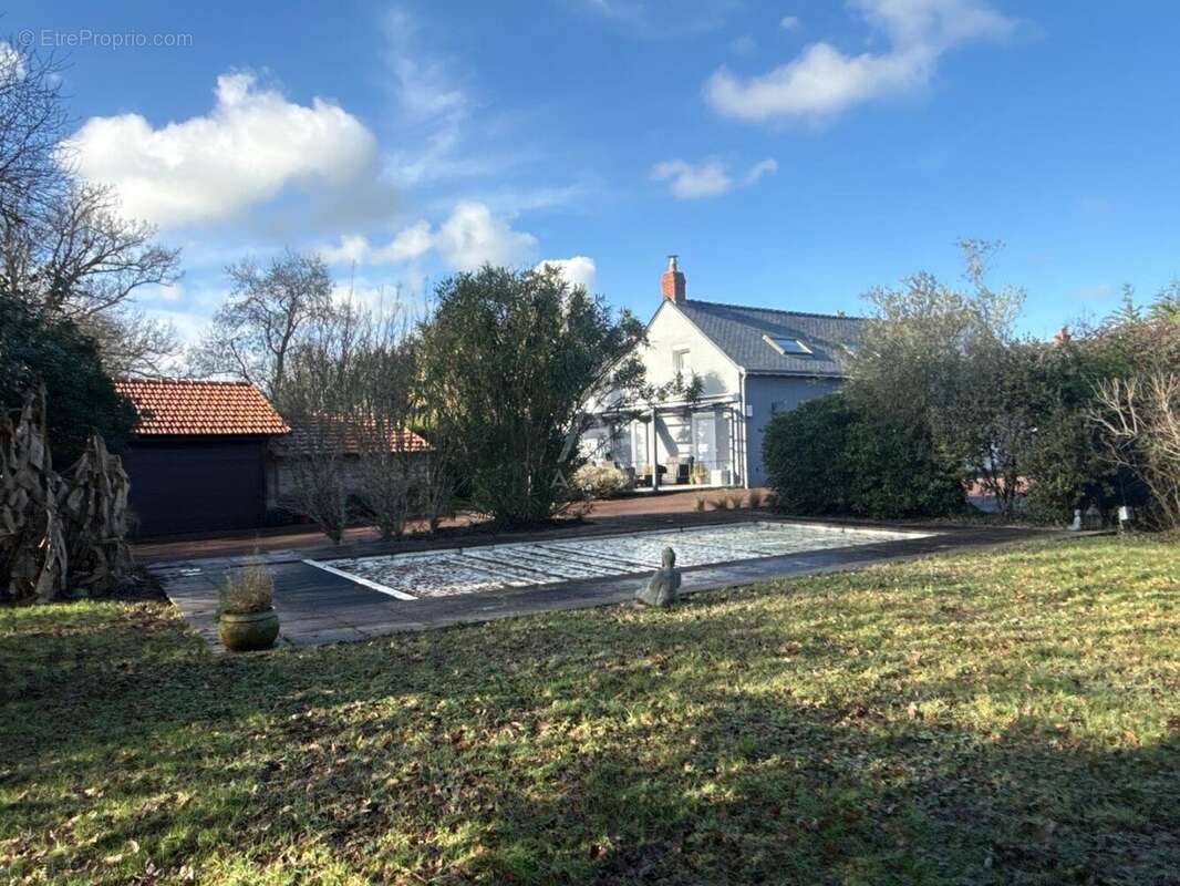Maison à LA CHAPELLE-SUR-ERDRE