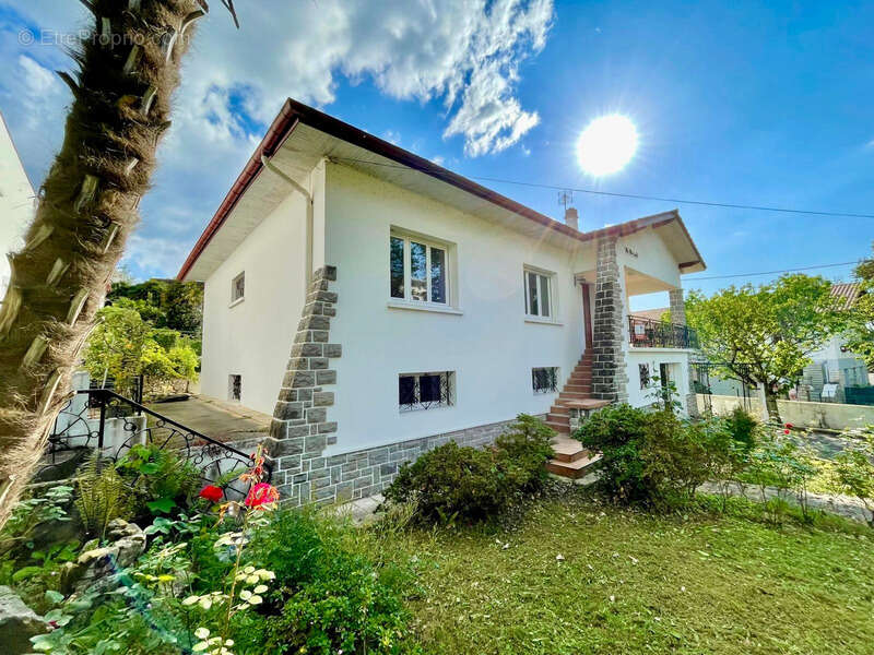 Maison à CAMBO-LES-BAINS