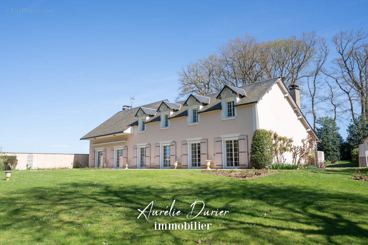 Maison à ROCHECORBON
