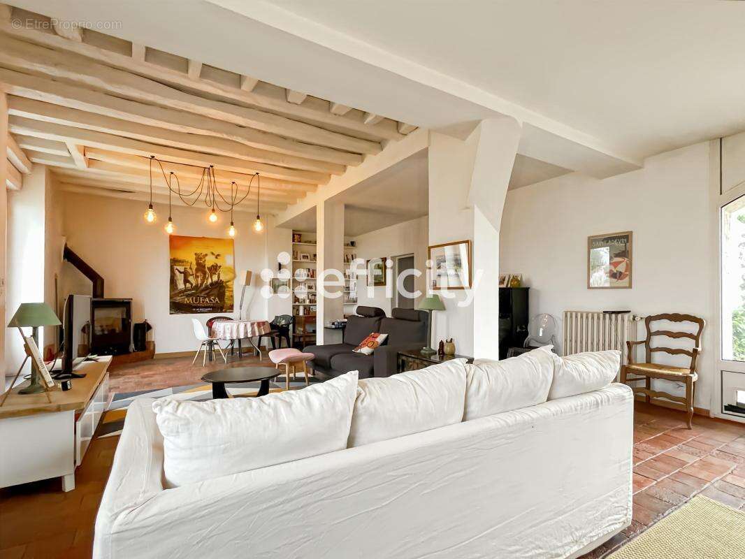 Maison 230 m² à Fye  - photo 6