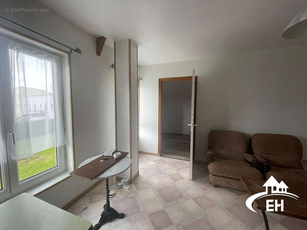 Maison à L&#039;AIGLE