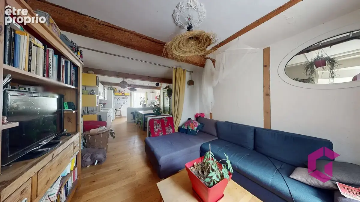 maison de ville de caractère, 170 m2 hab. avec une cour intérieure au bord du Vizézy - photo 2
