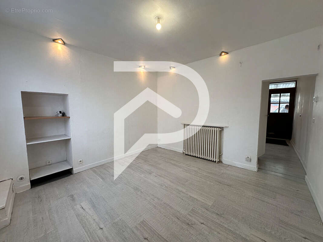 Maison à SAINT-MARD