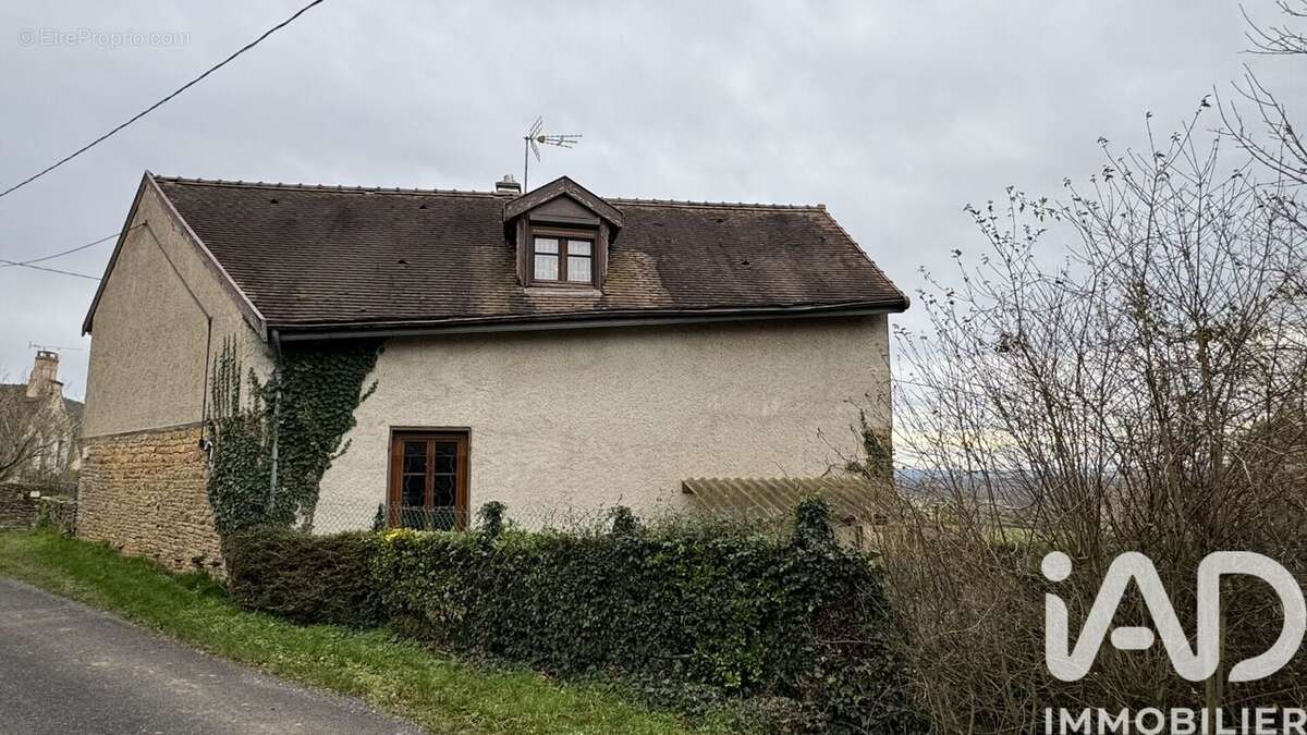 Photo 3 - Maison à LA CHAPELLE-SOUS-BRANCION