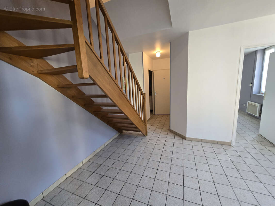 Maison à VARENNES-SUR-ALLIER