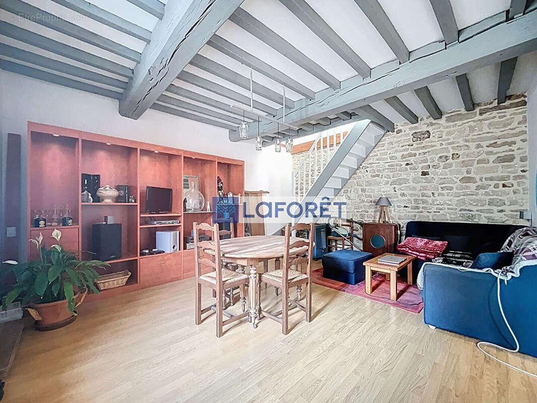 Maison à CHATONRUPT-SOMMERMONT