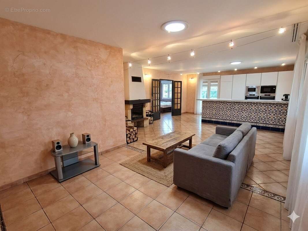 Maison à VALRAS-PLAGE