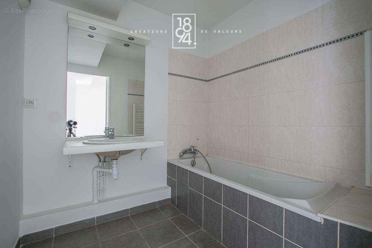 Appartement à MARSEILLE-10E