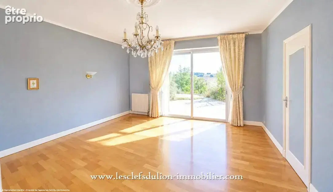 Élégante maison traditionnelle avec vue dominante - photo 11