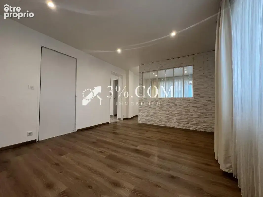 3%COM Magnifique appartement F3 87m2 rénové avec cave et gar - photo 15