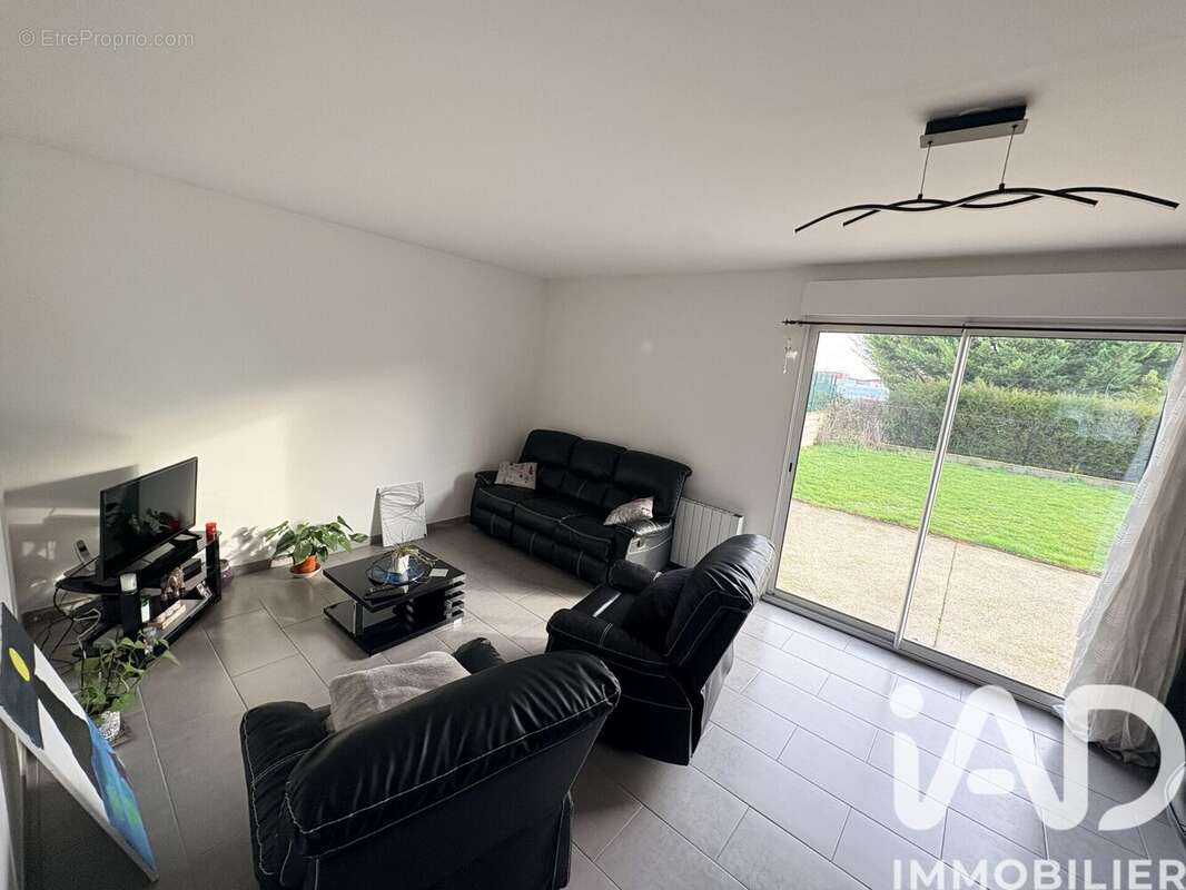 Photo 6 - Maison à ROMILLY-SUR-SEINE