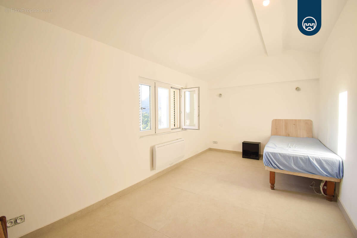 Maison à SAINT-ANDRE-DE-LA-ROCHE