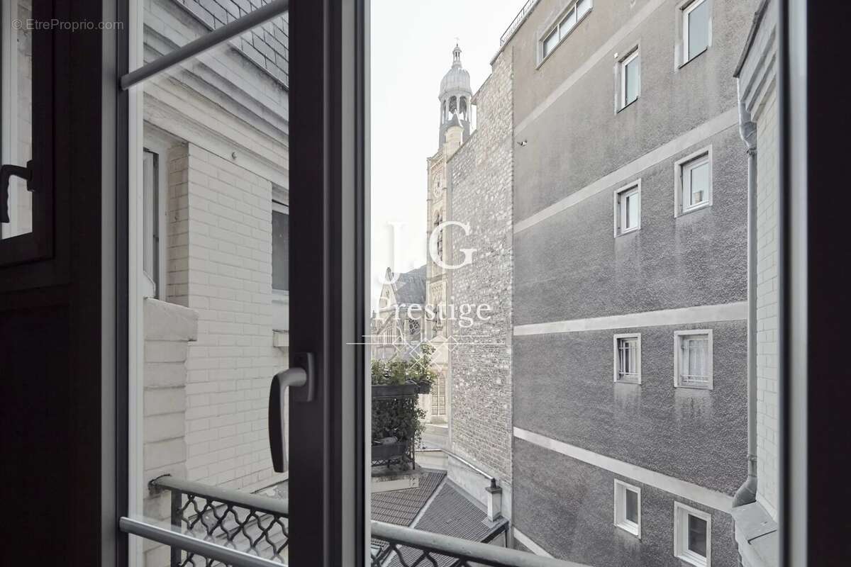 Appartement à PARIS-5E