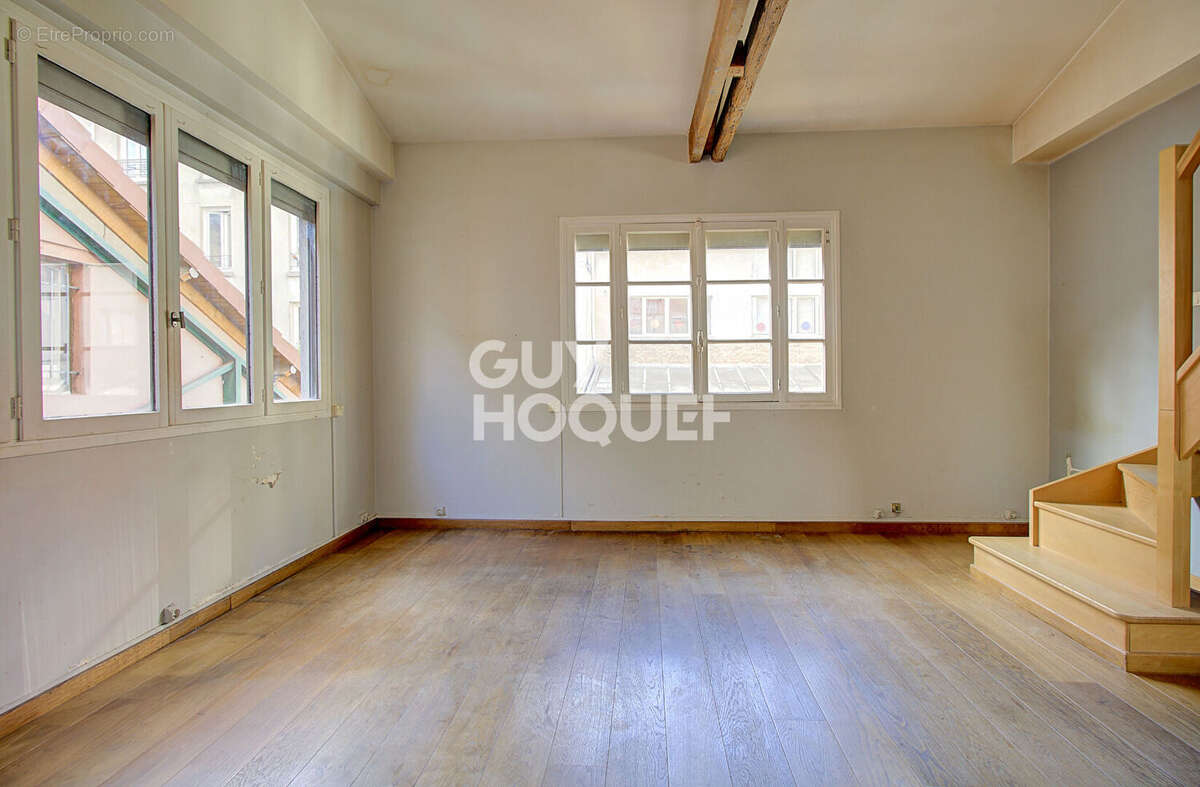Appartement à PARIS-20E