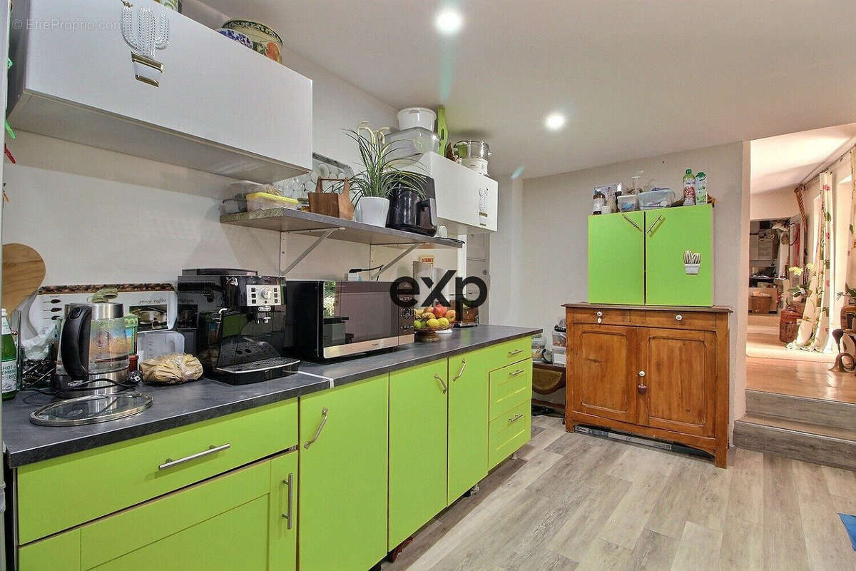 Maison à SUZE-LA-ROUSSE