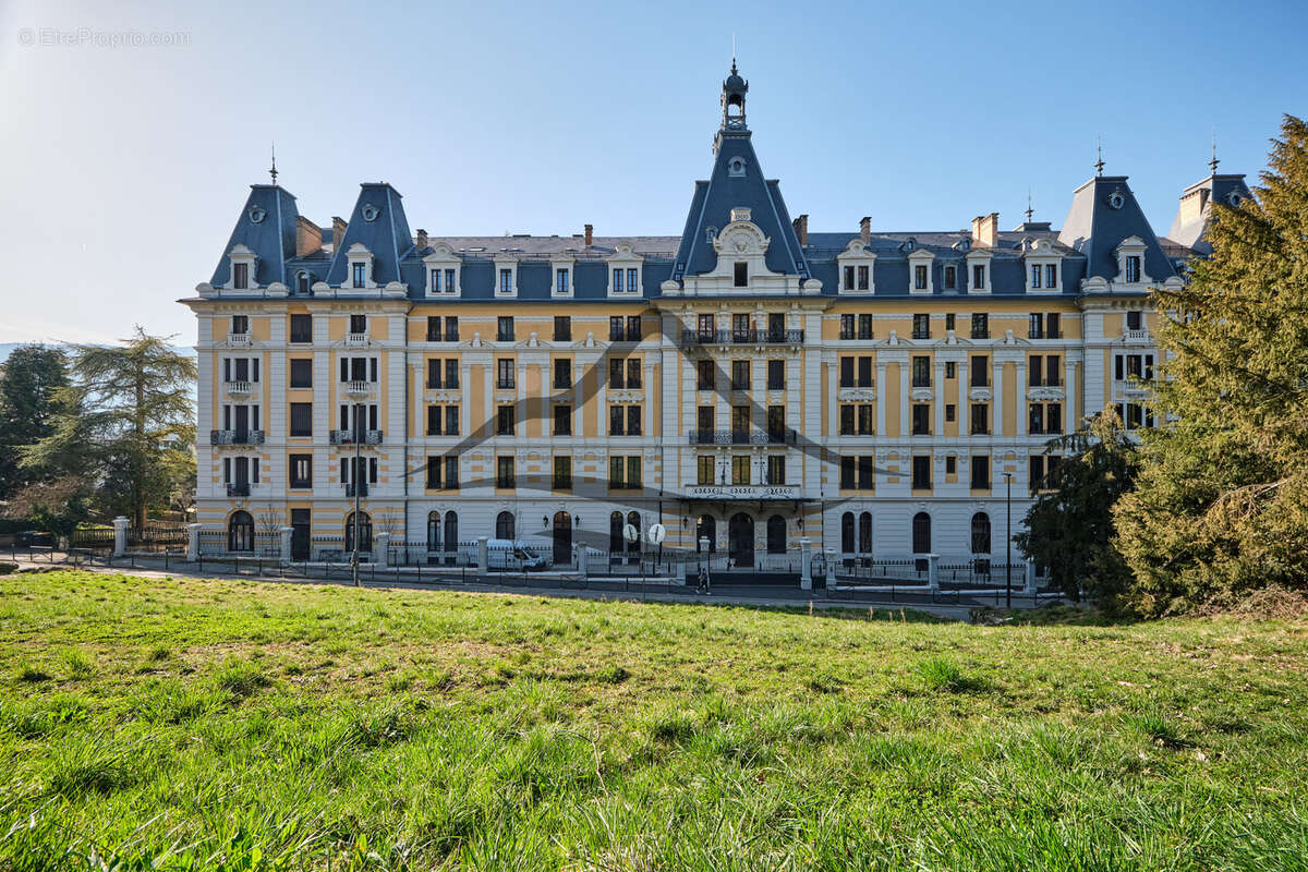Autre à AIX-LES-BAINS