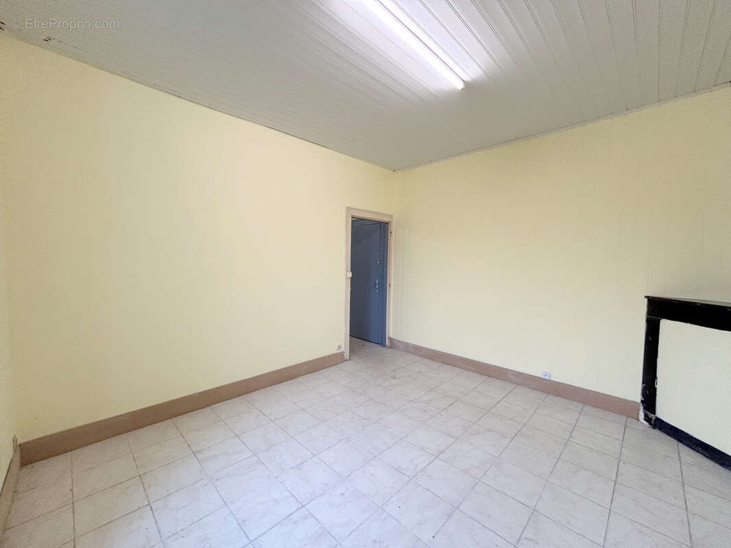 Maison à COMMENTRY