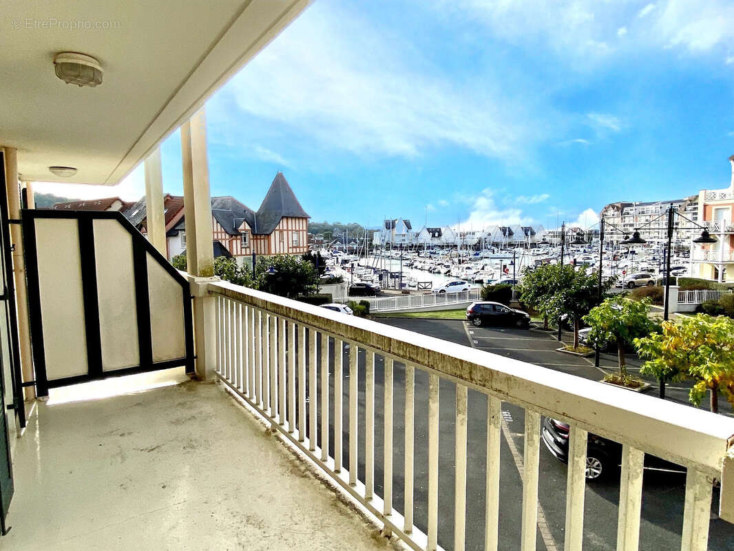 Appartement à DIVES-SUR-MER