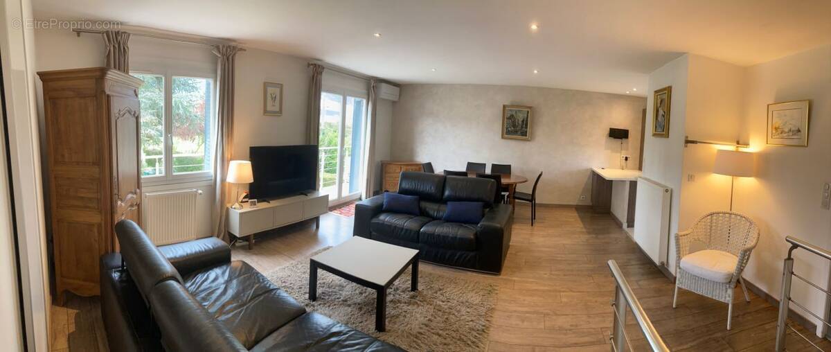 Maison à ECHIROLLES