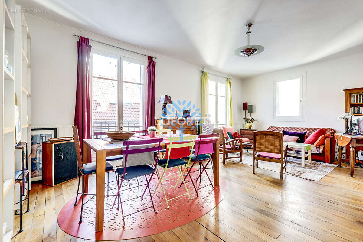 Appartement à PARIS-11E