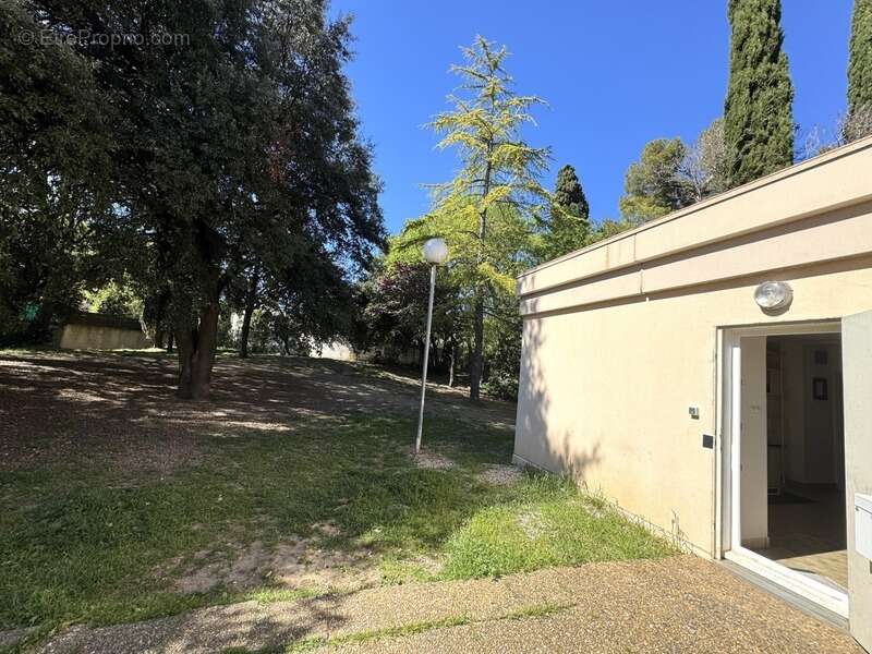 Appartement à vendre 3 pièces  comme une petite maison a aigulongue - photo 8