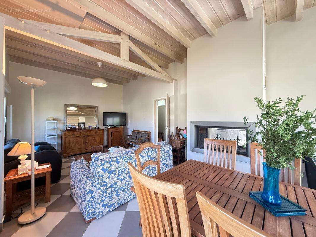 Maison à SAINT-PALAIS-SUR-MER