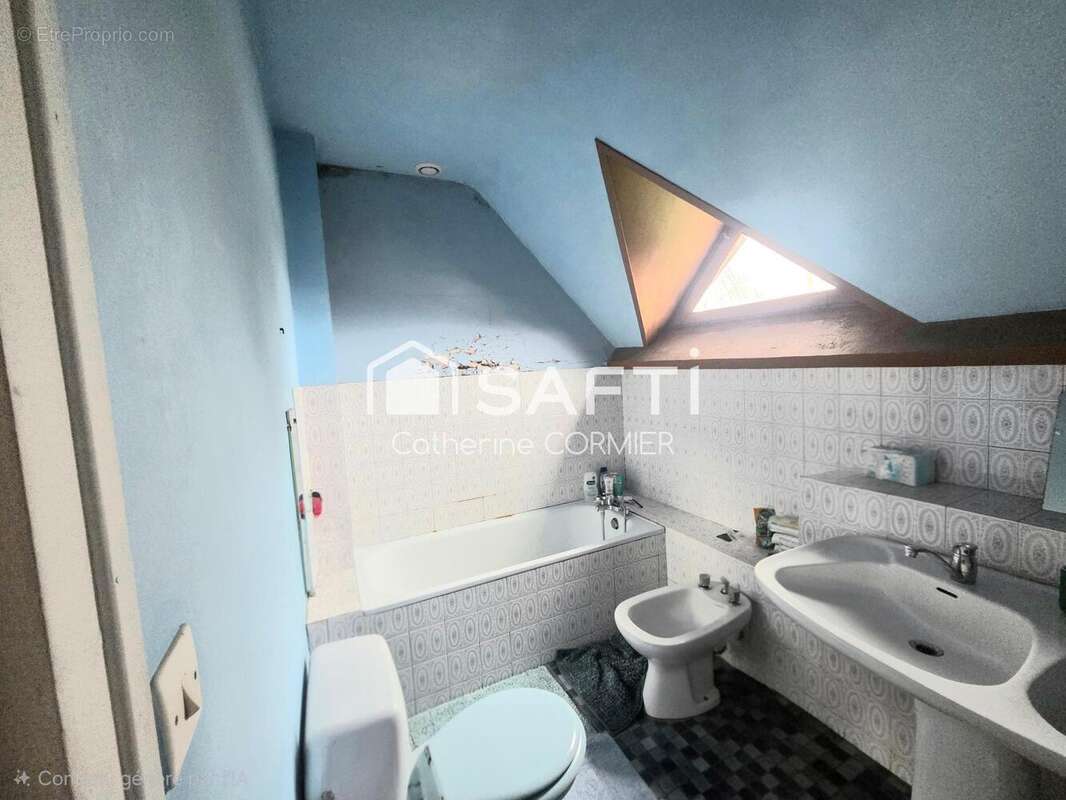 Photo 9 - Maison à AVRILLE