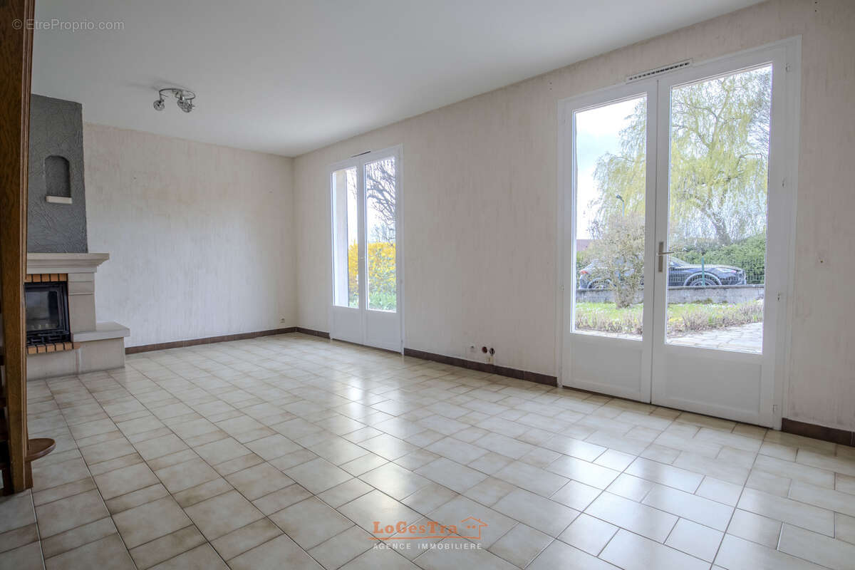 Maison à VITTEL