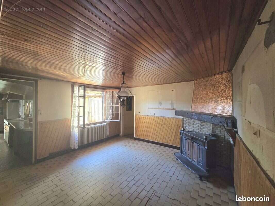 Maison à LES BILLAUX