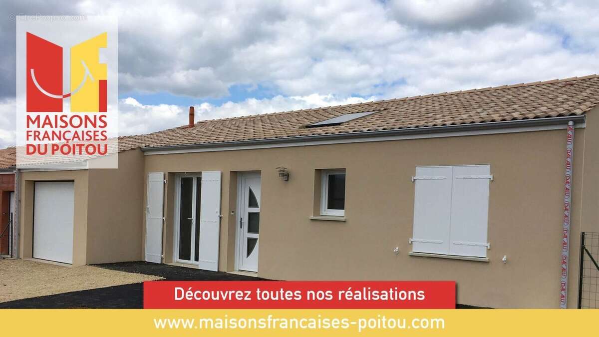 Terrain à LA CRECHE