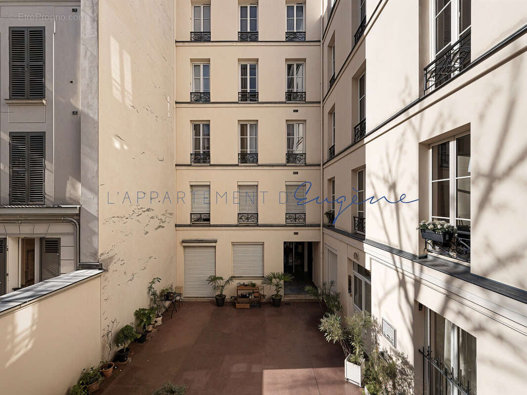 Appartement à PARIS-15E