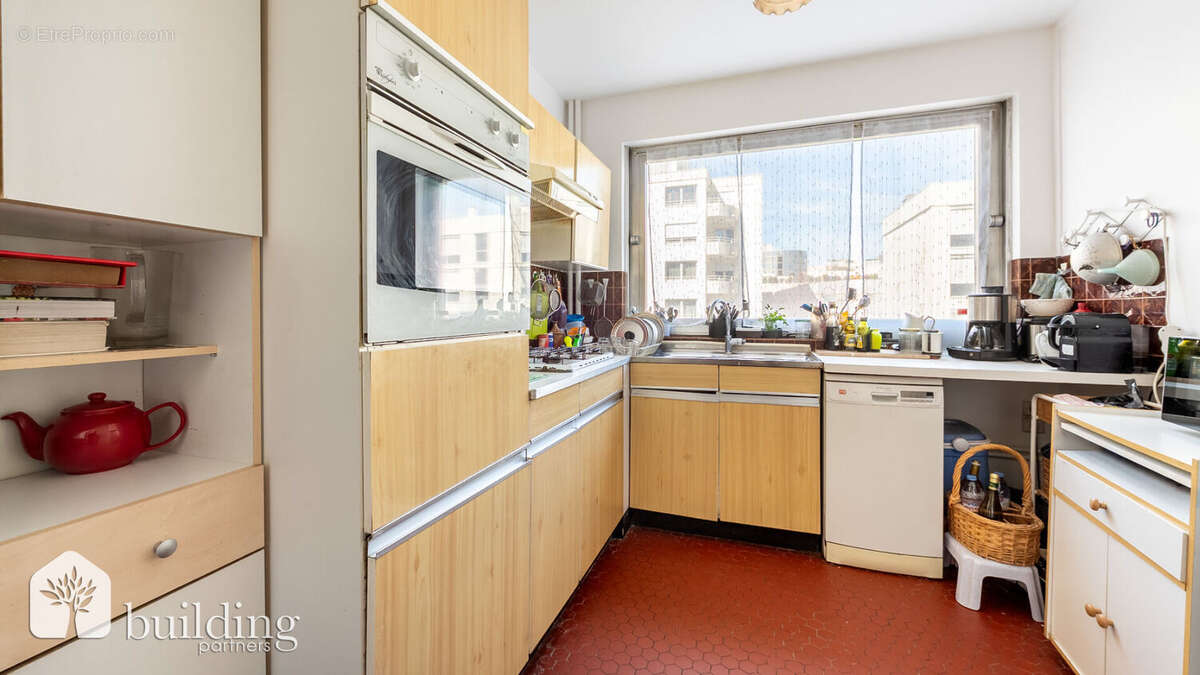 Appartement à LEVALLOIS-PERRET