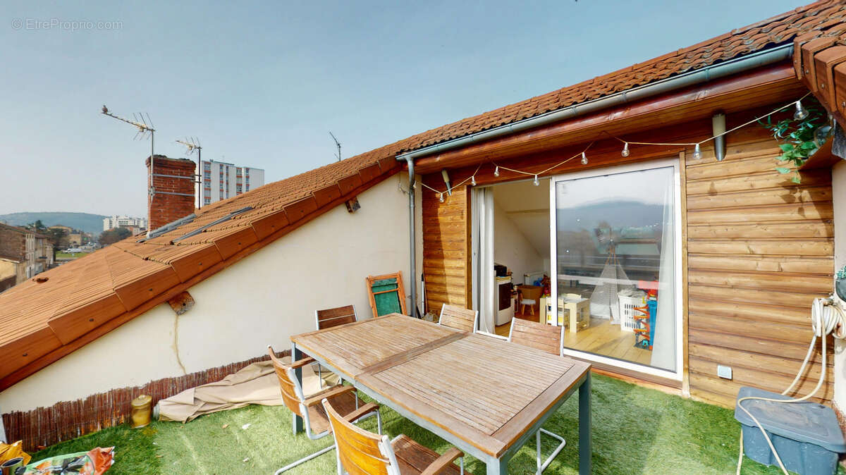 Appartement à FIRMINY