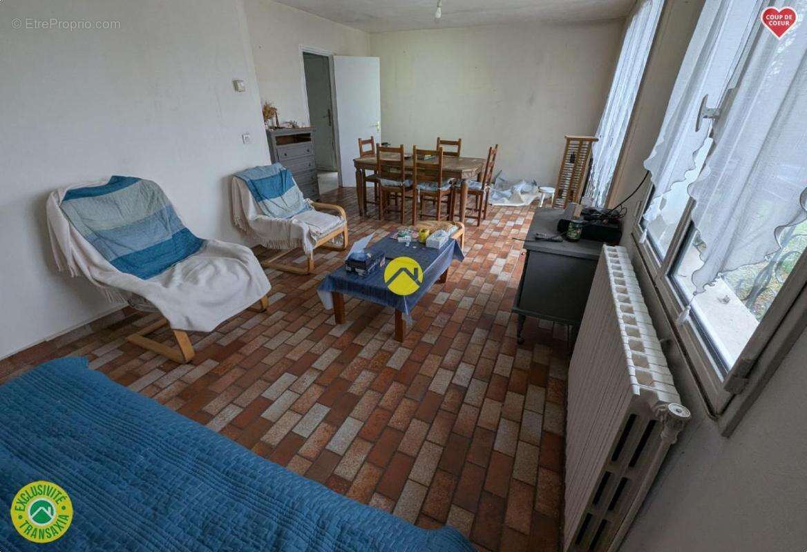 Maison à BERRY-BOUY