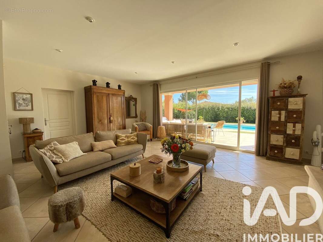 Photo 6 - Maison à EYGUIERES