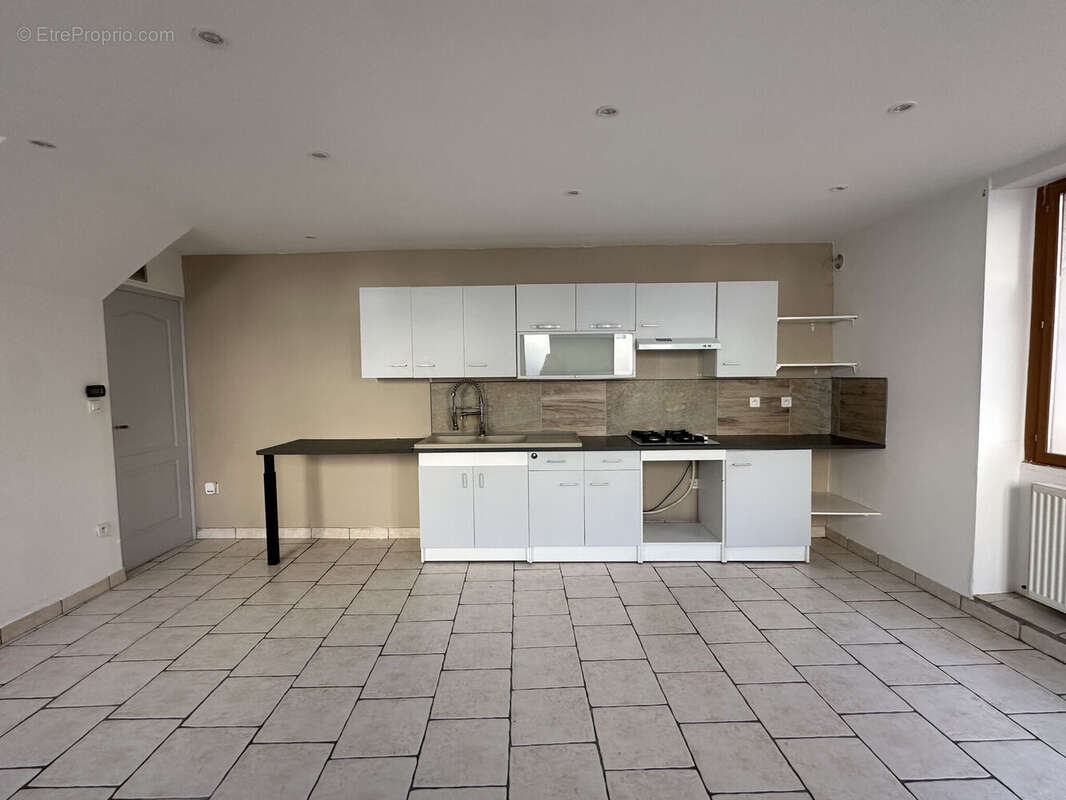 Photo 2 - Maison à SAINT-SYMPHORIEN-DE-LAY