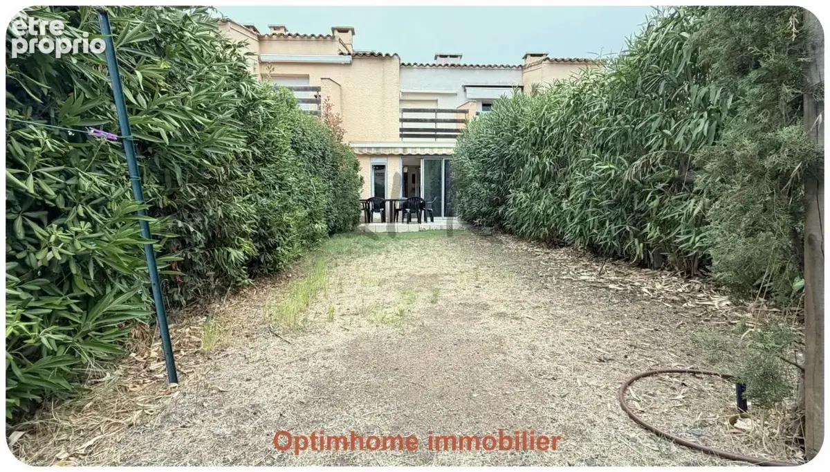 Cap d'agde – secteur pinède – studio cabine en rez-de-jardin avec parking et grand extérieur - photo 2