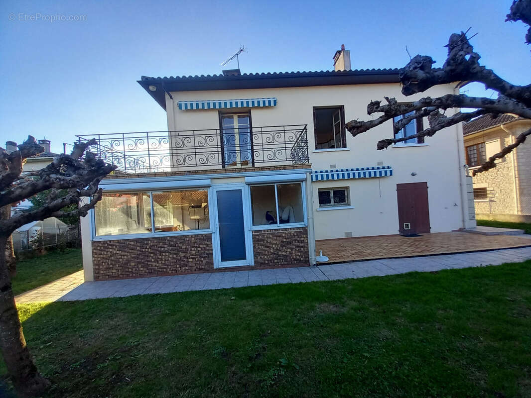 Maison à MONSEMPRON-LIBOS