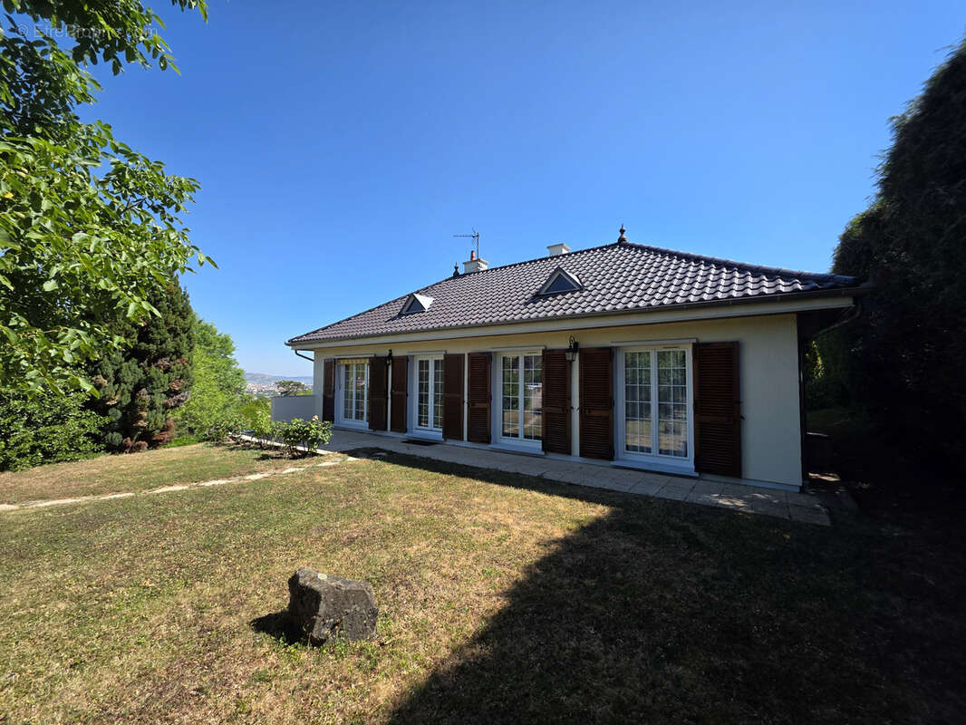 Rare Villa de plain pied secteur mairie-écoles - photo 15