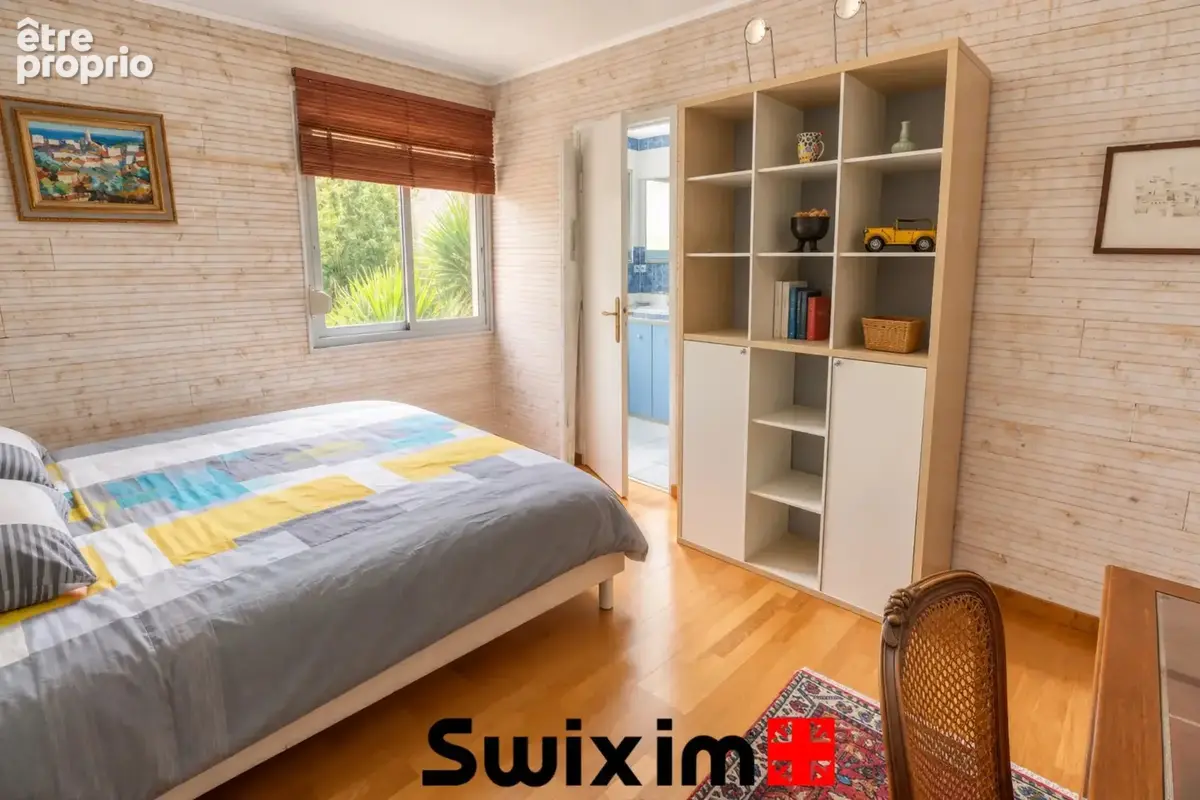 Propriété d'inspiration californienne – 325 m² habitables – Parc de 9 000 m² - photo 12
